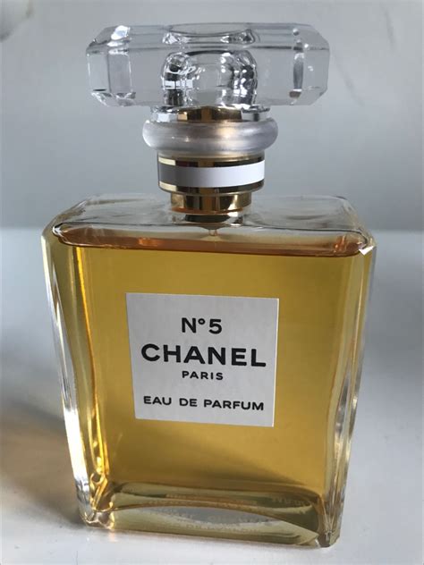 coco chanel no 5 perfume flowers